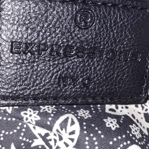 Black & White crossbody bag - Picture 6 of 9